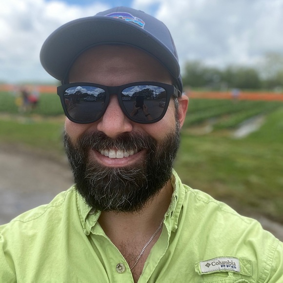 Meet your Posher, Ryan - Picture 3 of 3